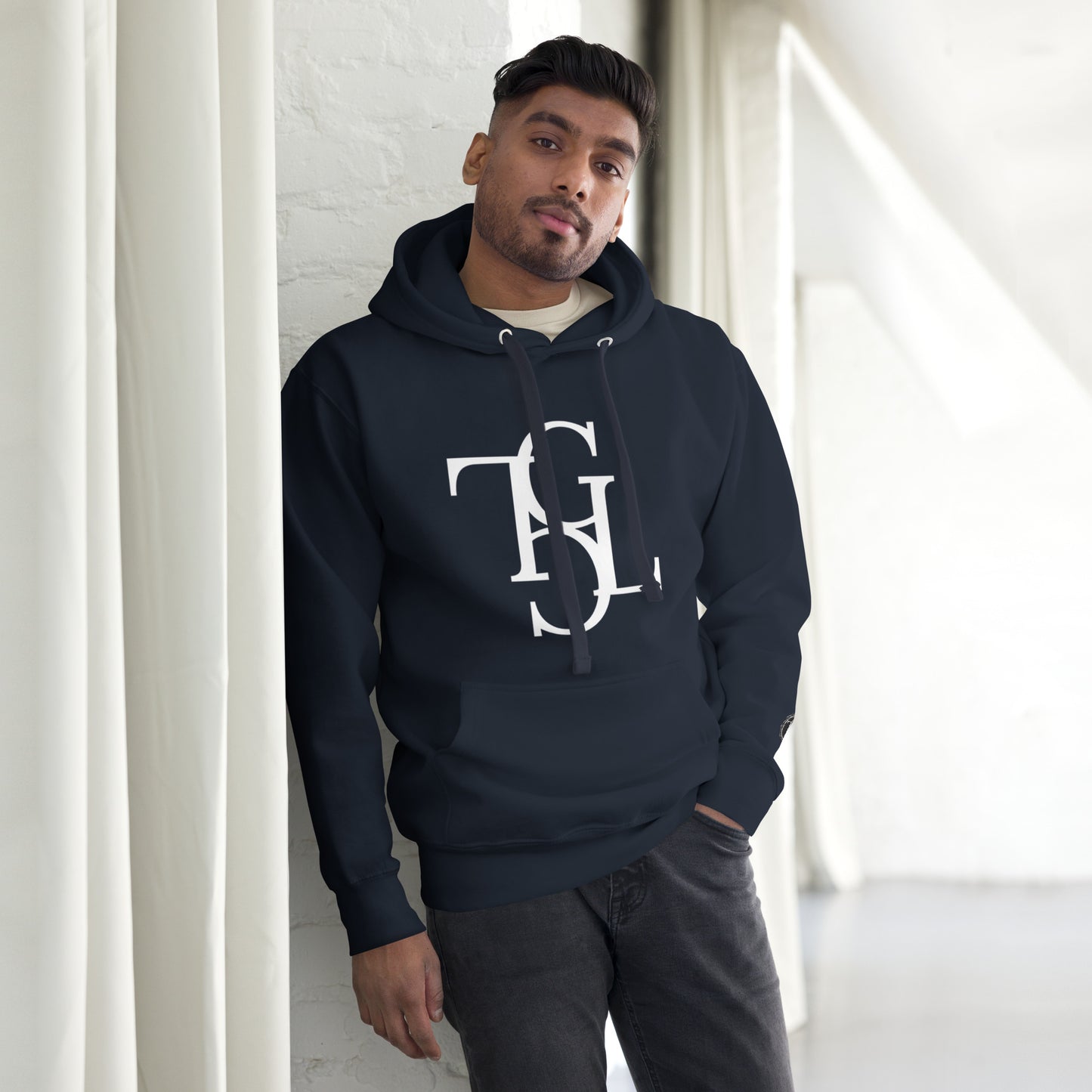 Gevon - Men's Hoodie